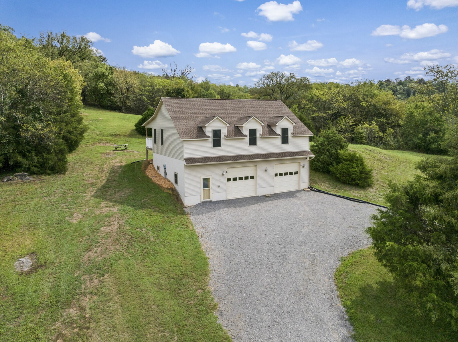 720 Salt Lick Creek Rd