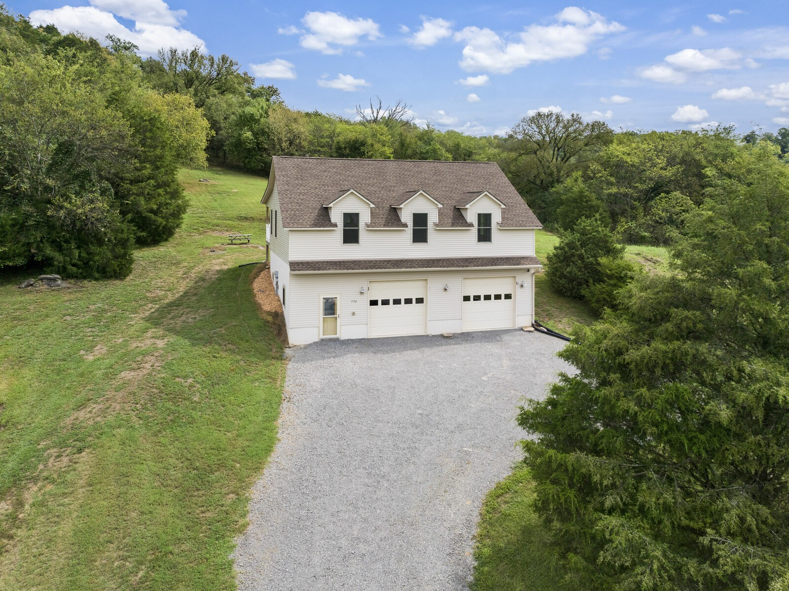 720 Salt Lick Creek Rd