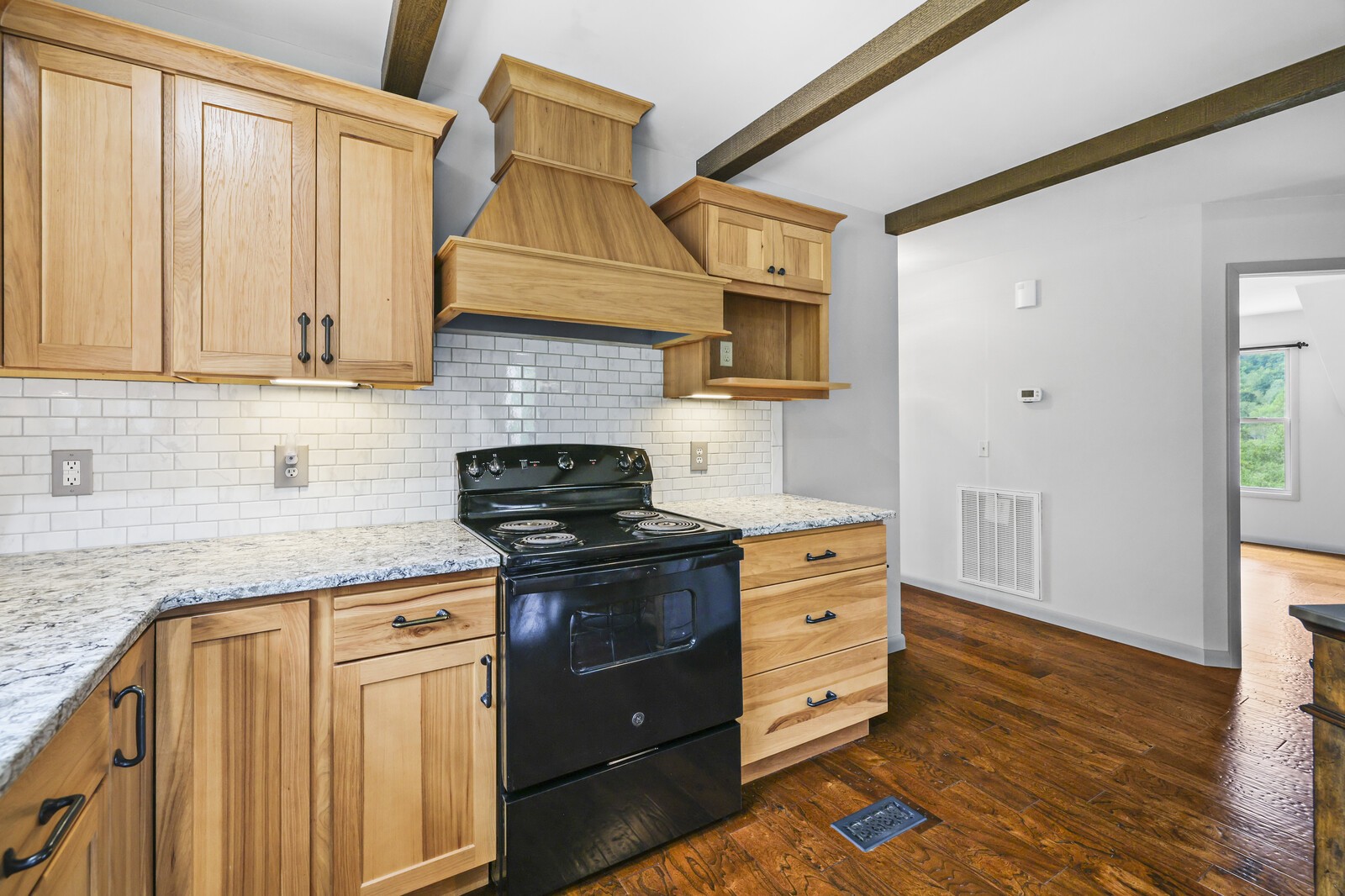 720 Salt Lick Creek Rd