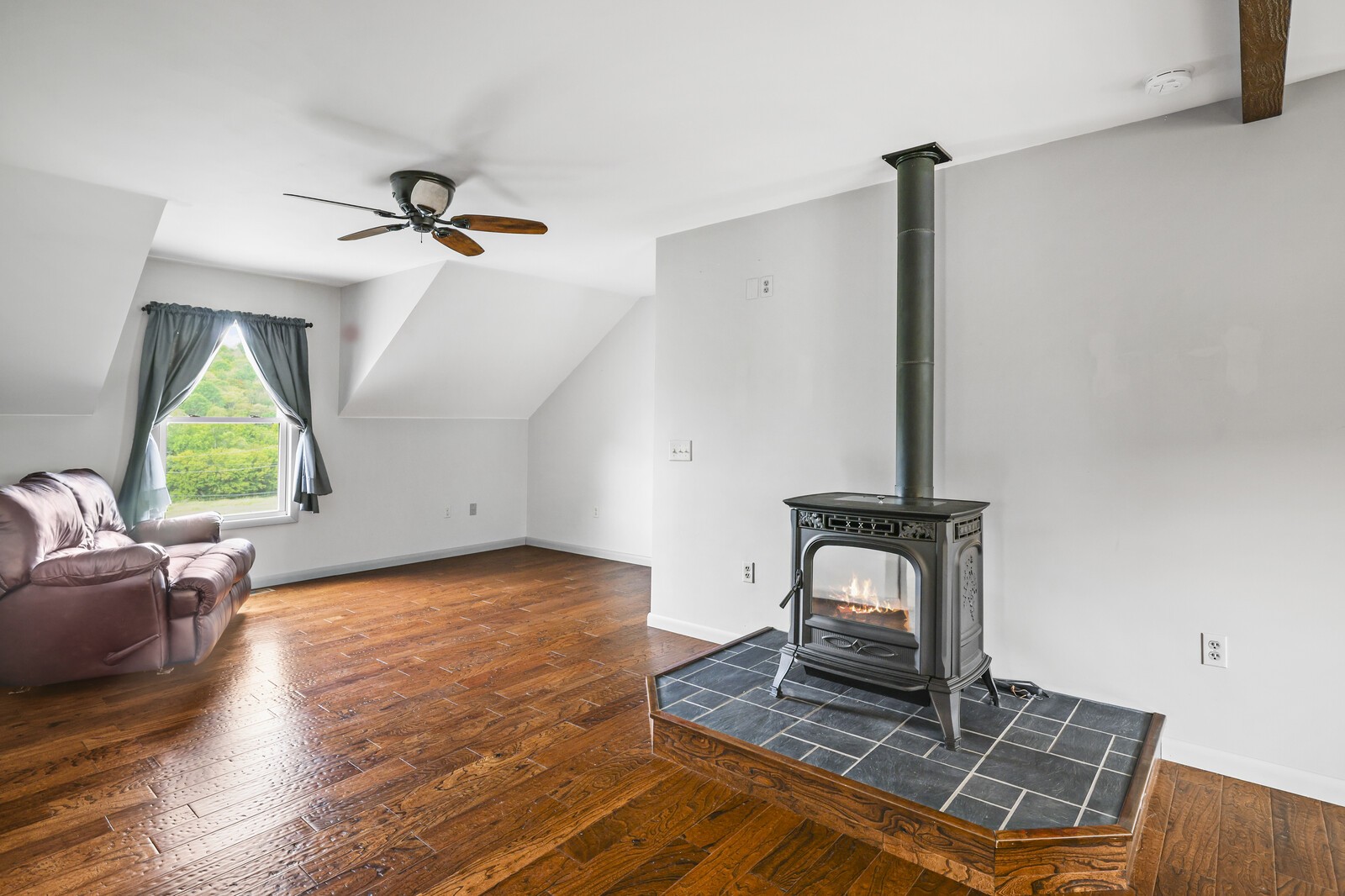 720 Salt Lick Creek Rd