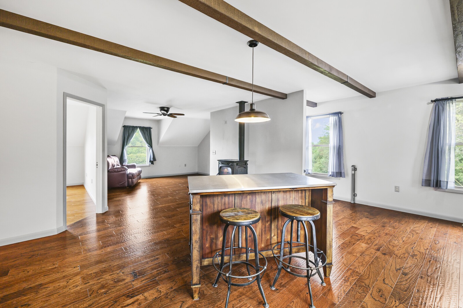 720 Salt Lick Creek Rd