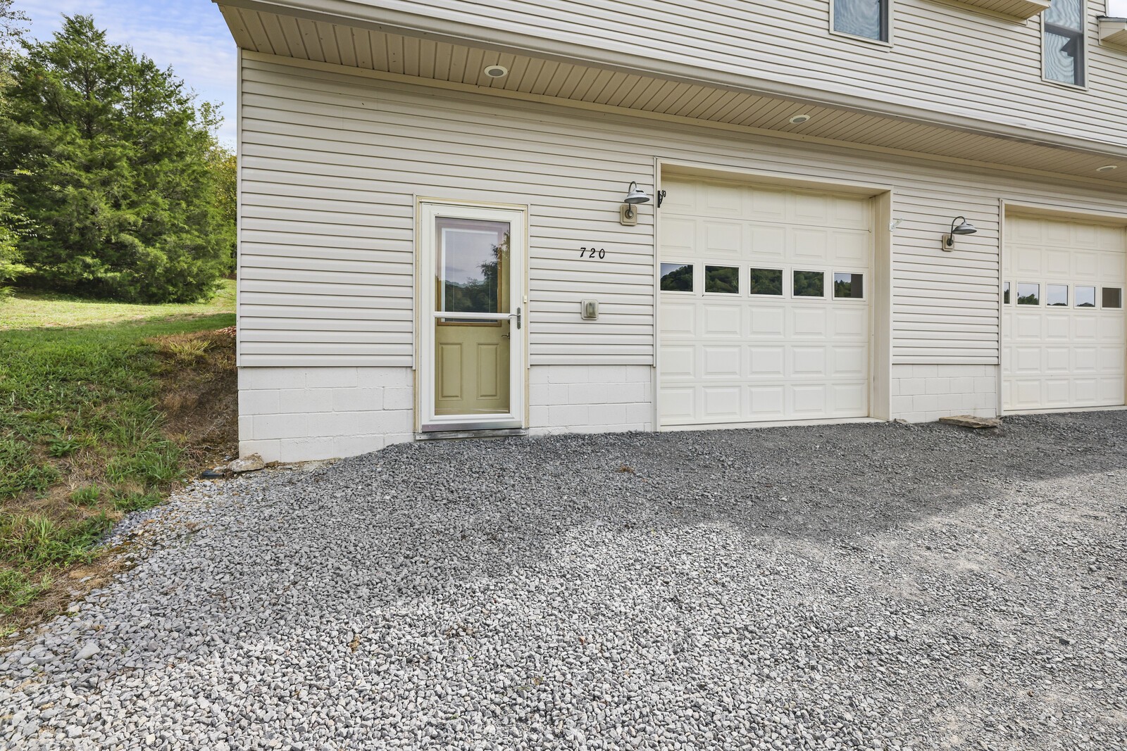 720 Salt Lick Creek Rd