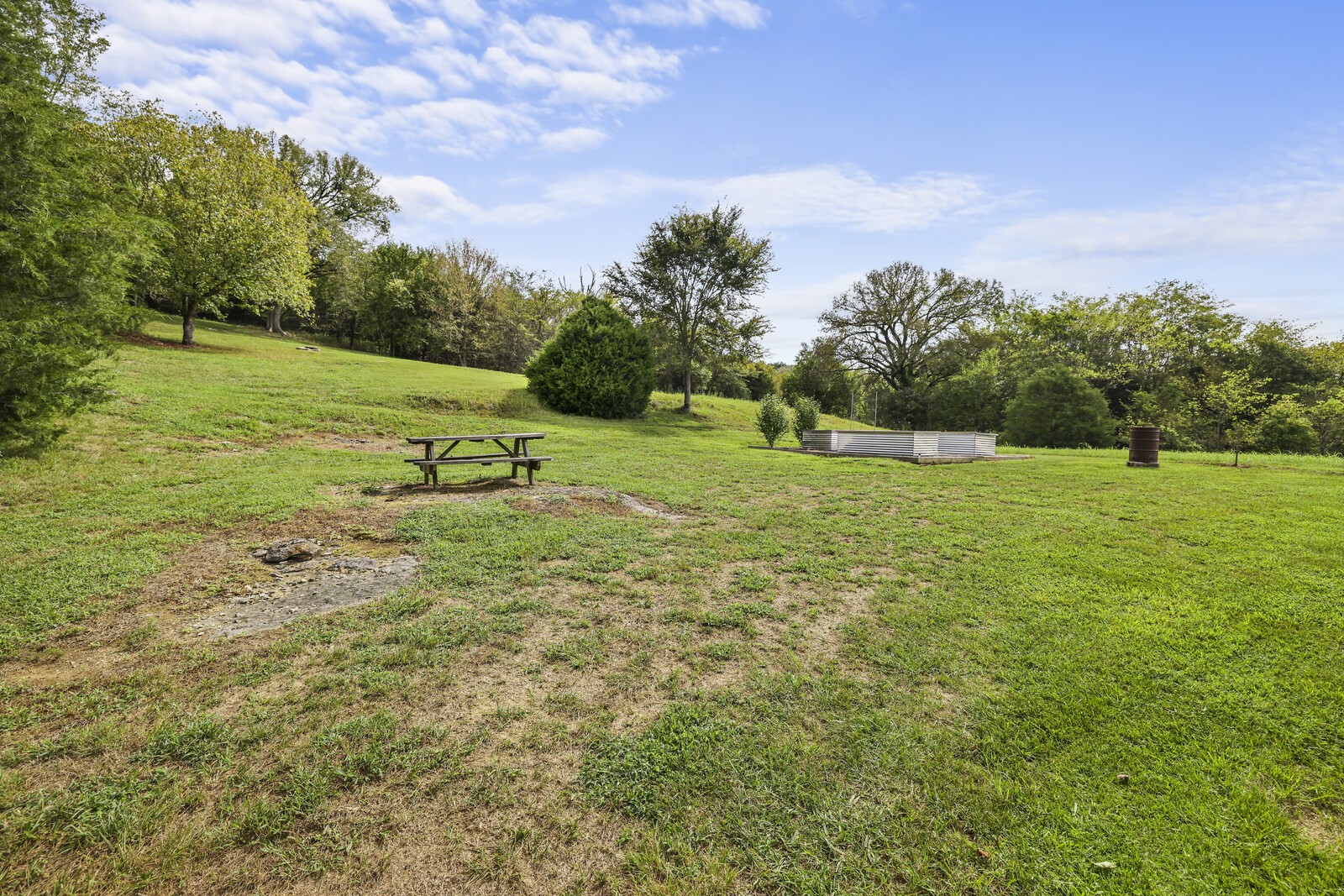 720 Salt Lick Creek Rd