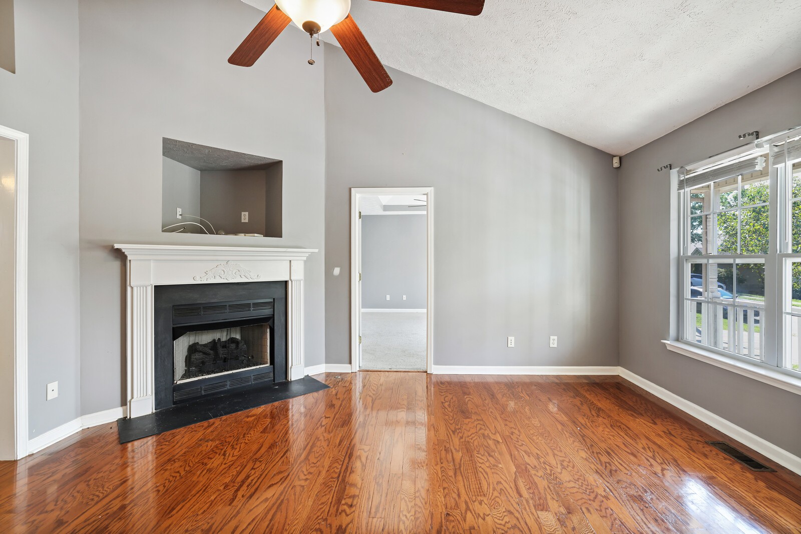 719 Veneta View Dr