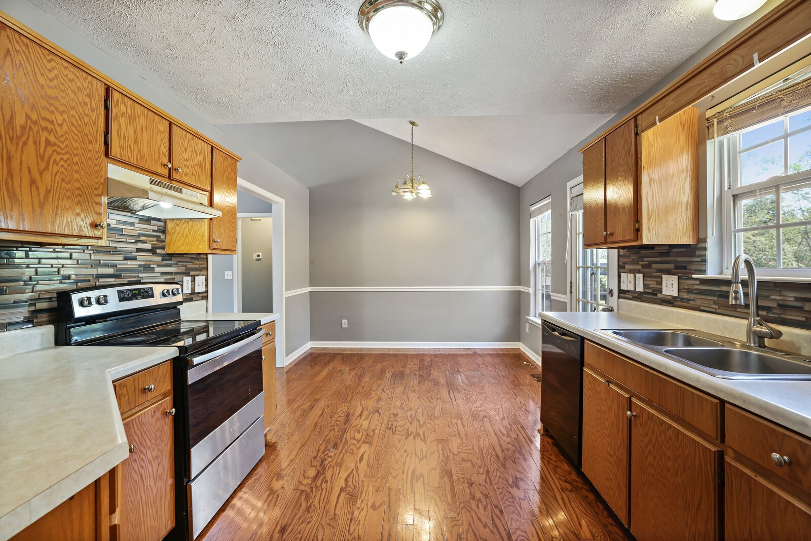719 Veneta View Dr