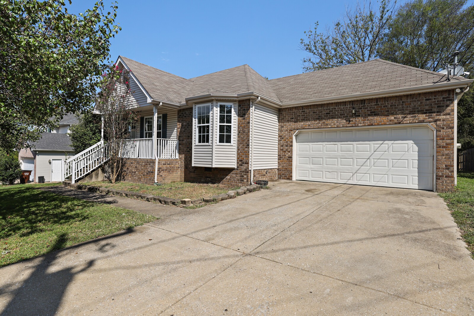 719 Veneta View Dr