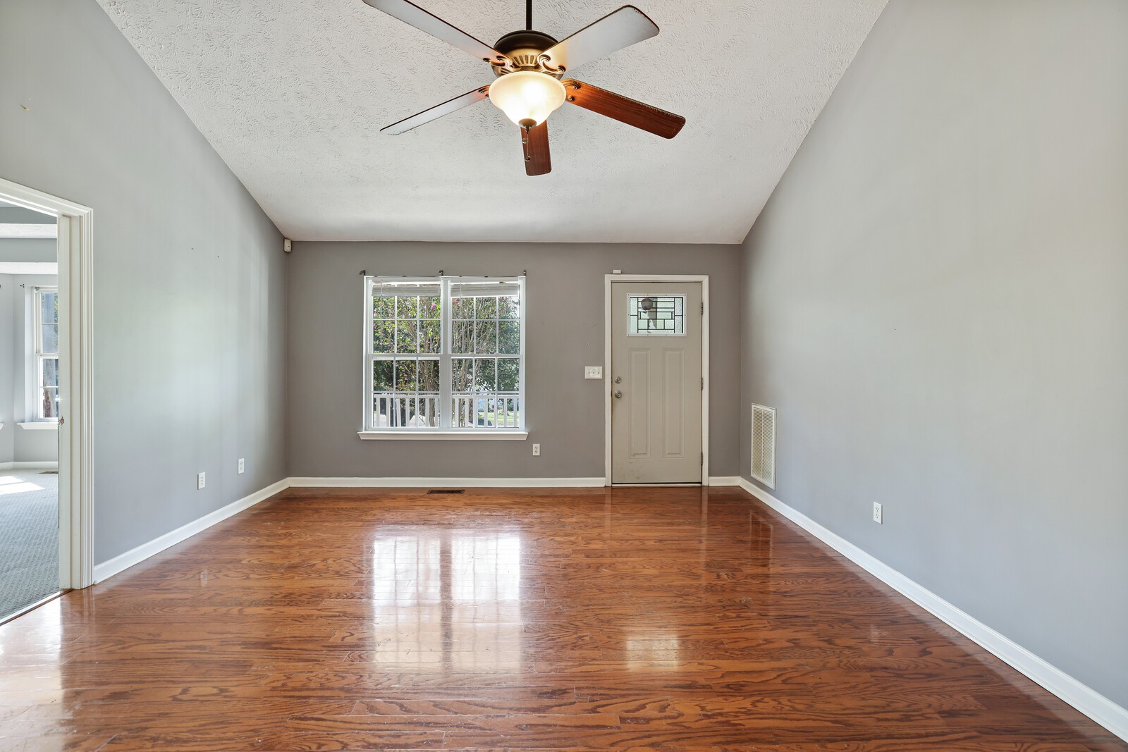 719 Veneta View Dr