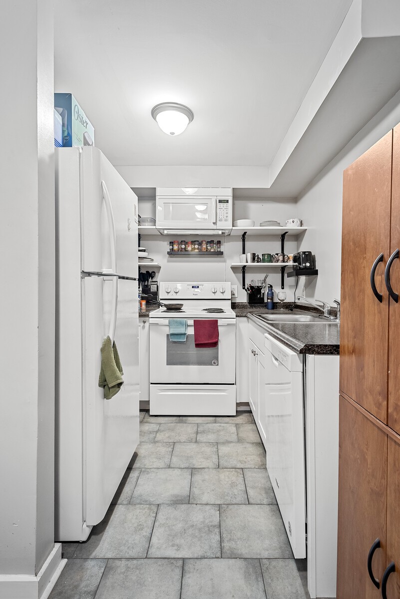 500 Paragon Mills Rd Unit: N6