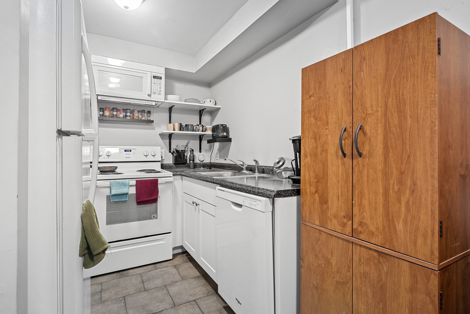 500 Paragon Mills Rd Unit: N6