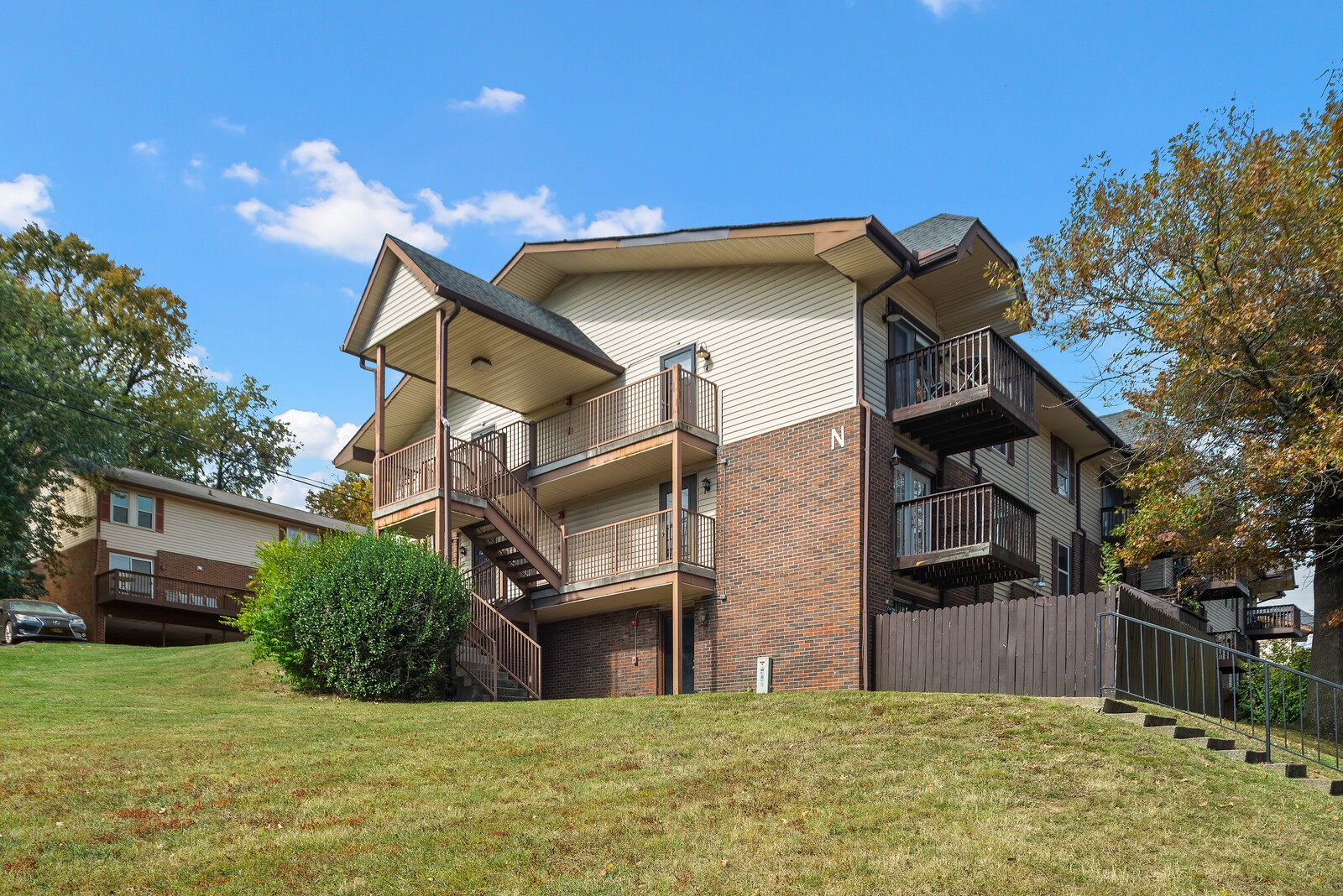500 Paragon Mills Rd Unit: N6