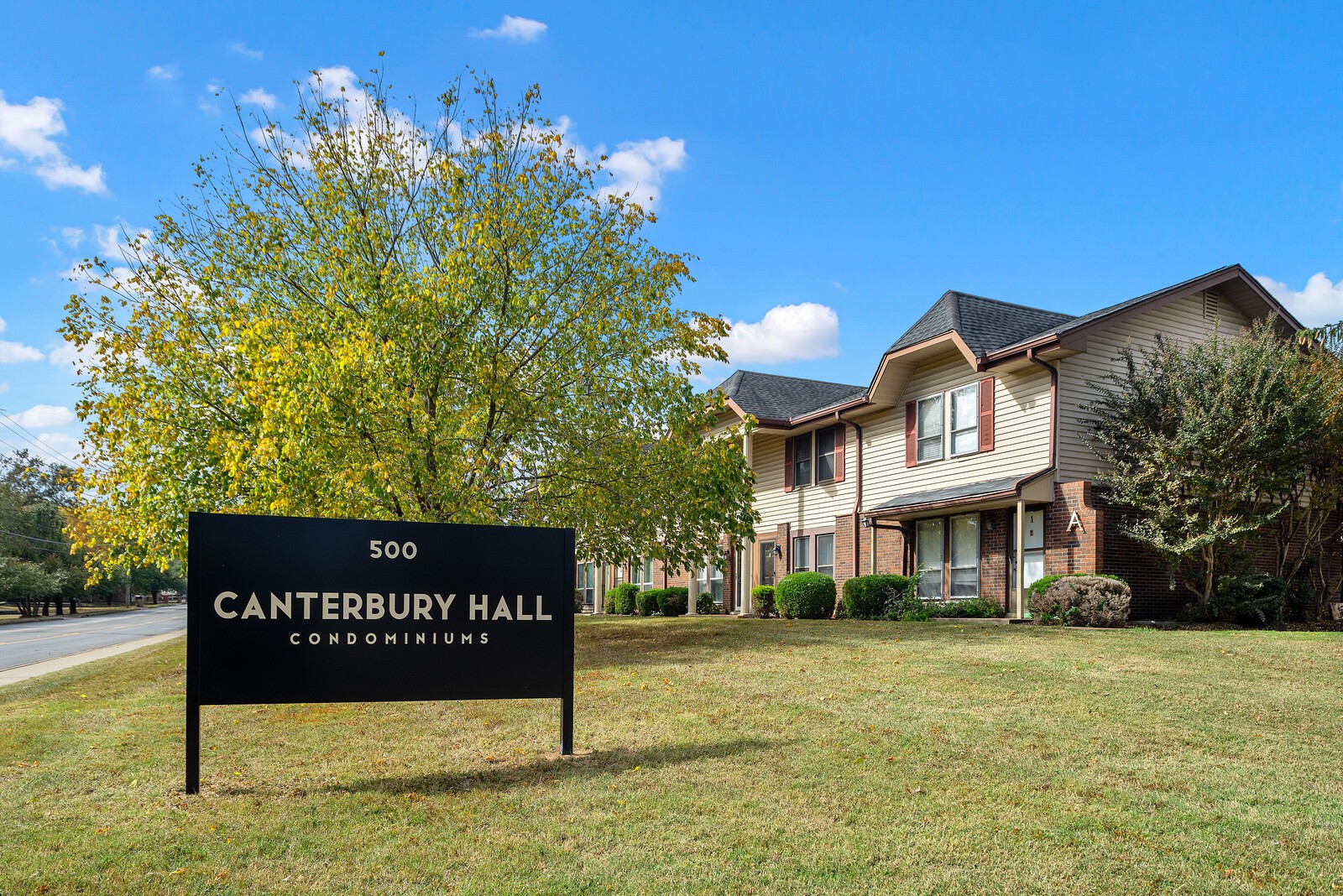 500 Paragon Mills Rd Unit: N6