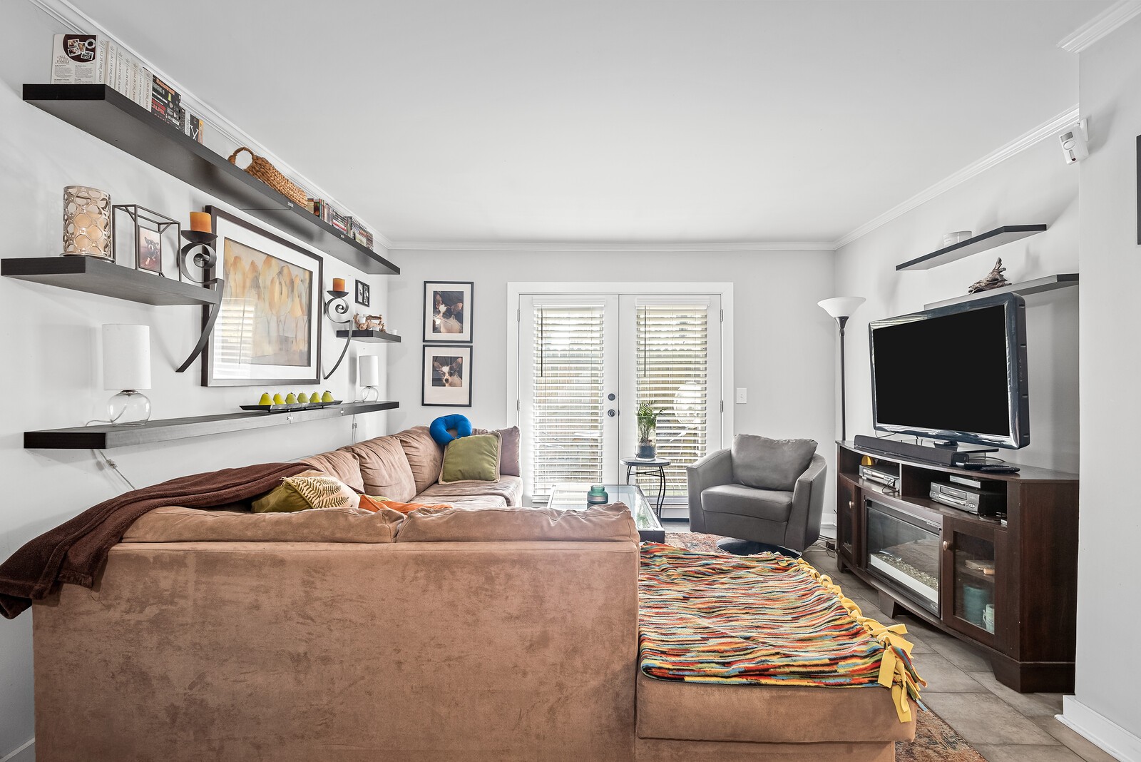 500 Paragon Mills Rd Unit: N6