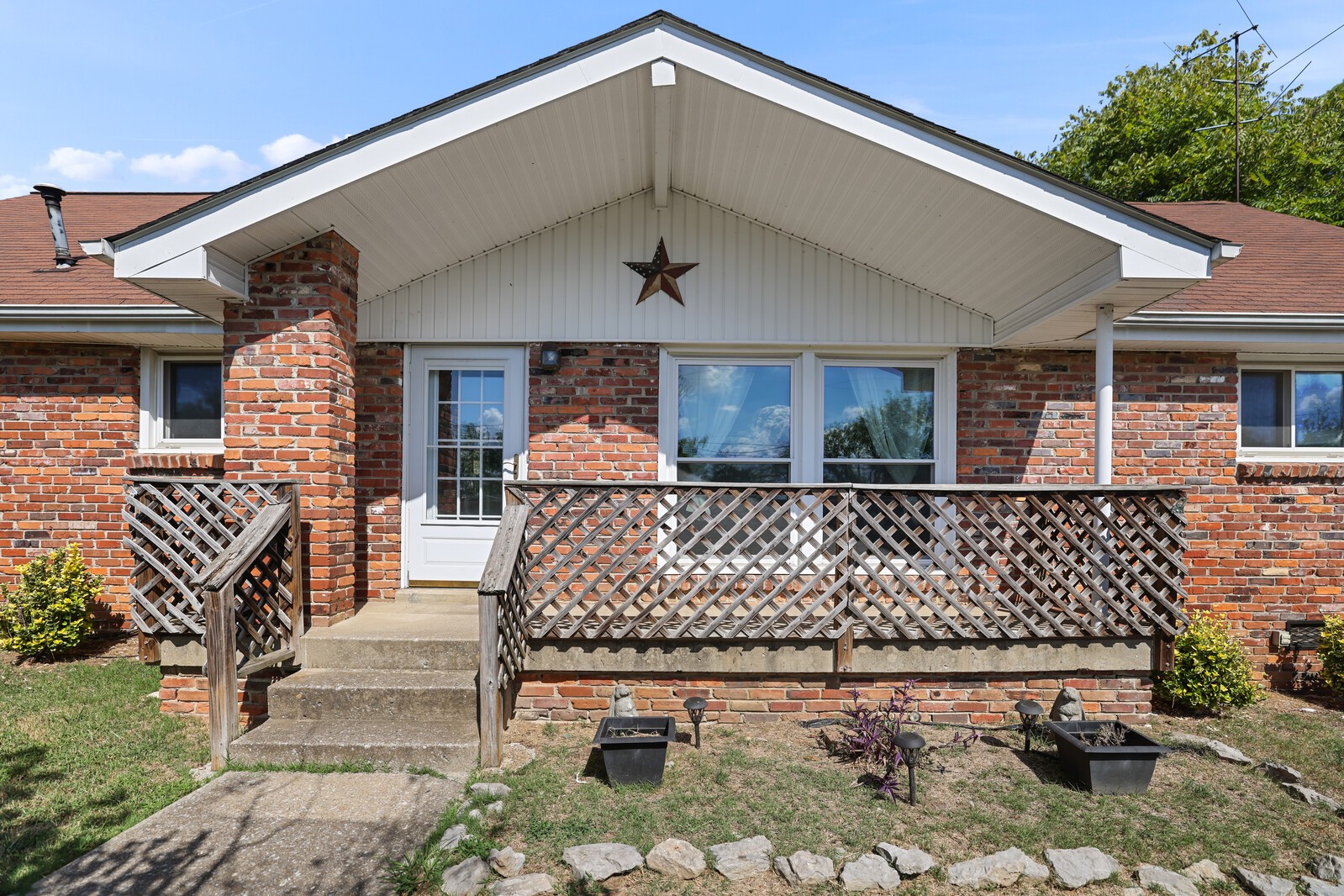 207 Whorley Dr