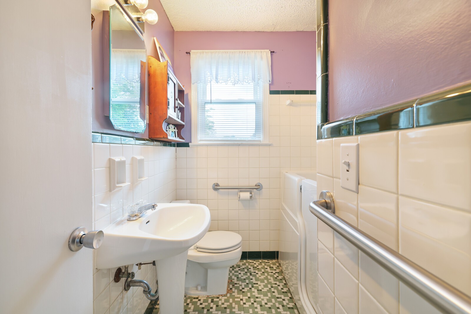 136 Allenwood Dr