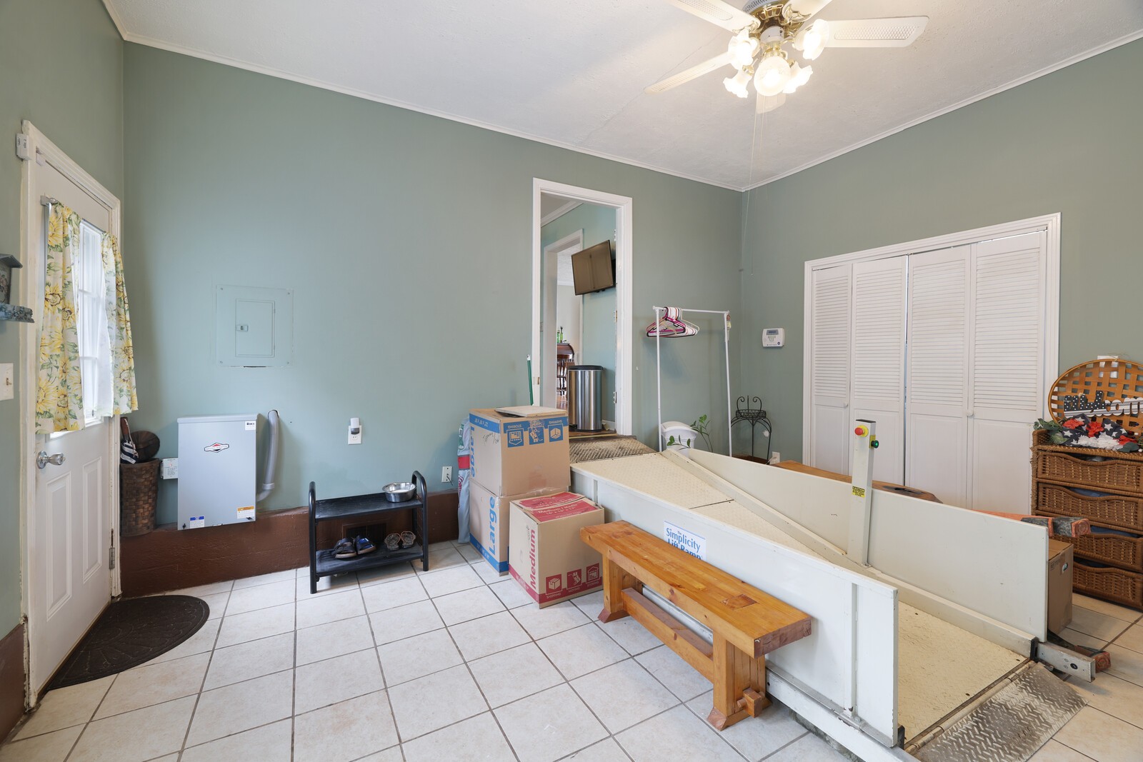 136 Allenwood Dr