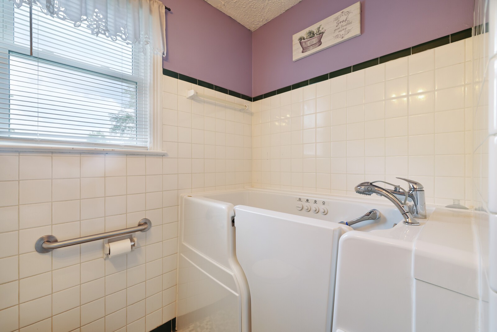 136 Allenwood Dr