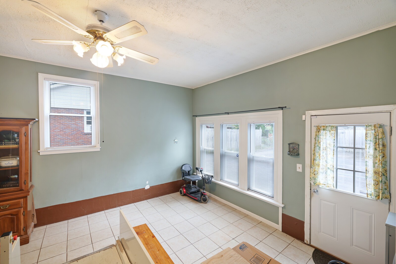 136 Allenwood Dr