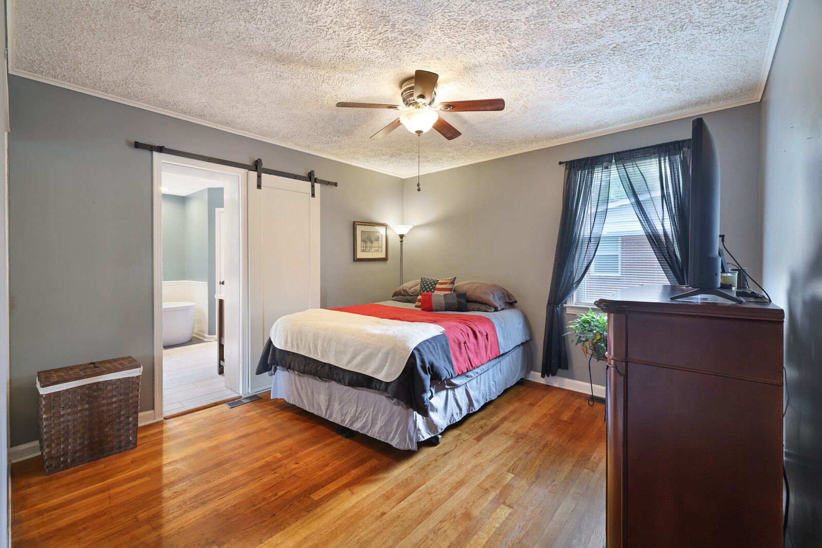 136 Allenwood Dr