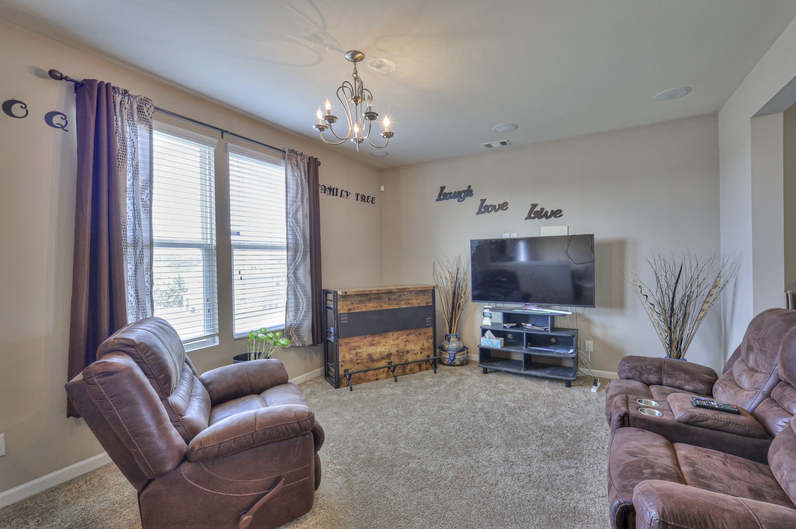 2077 Hickory Brook Dr