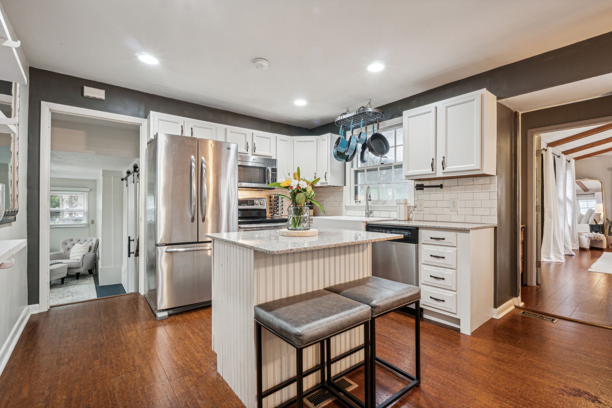 102 Keystone Ln