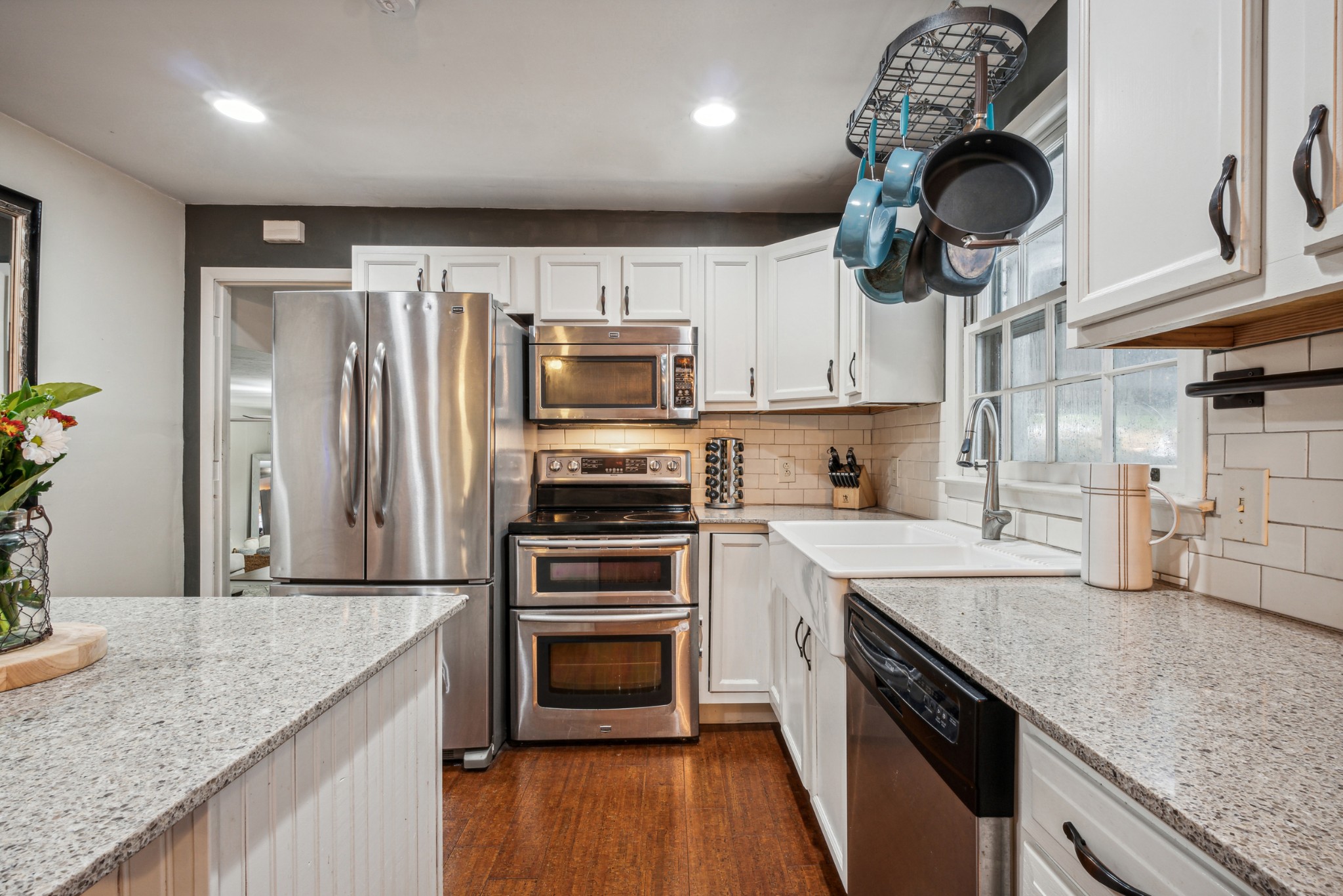 102 Keystone Ln