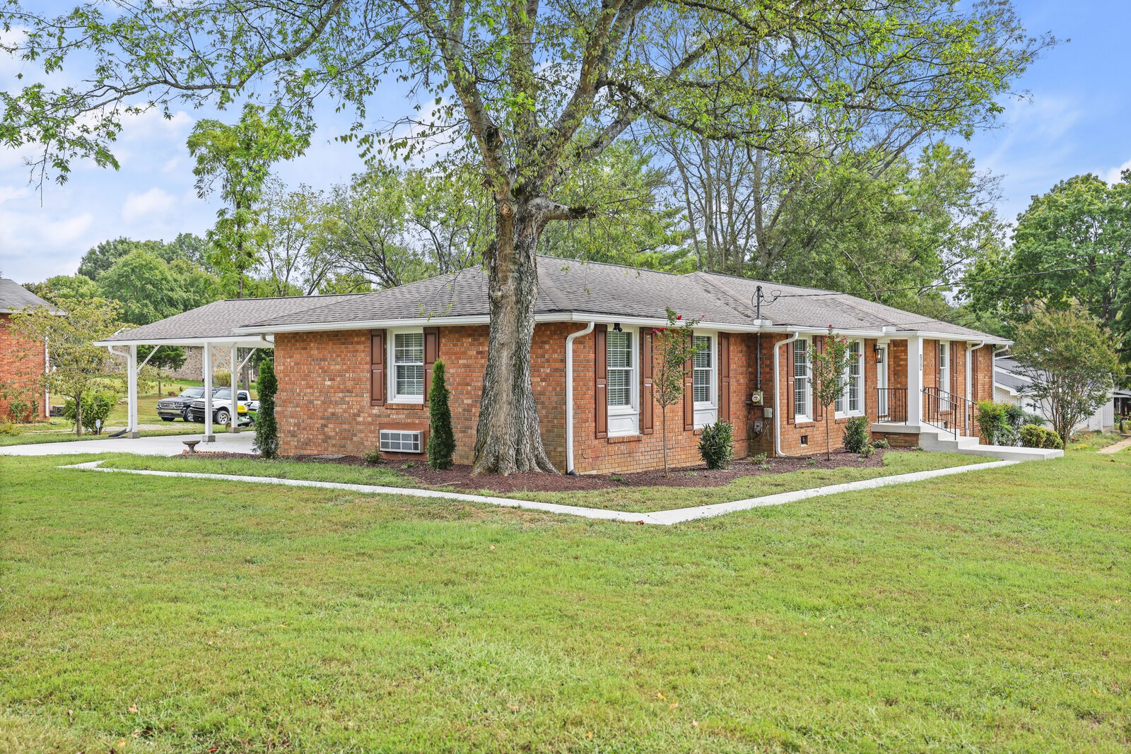 317 Indian Lake Rd