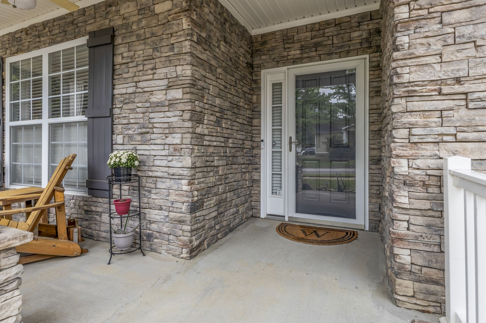 2052 Branch Oak Trl