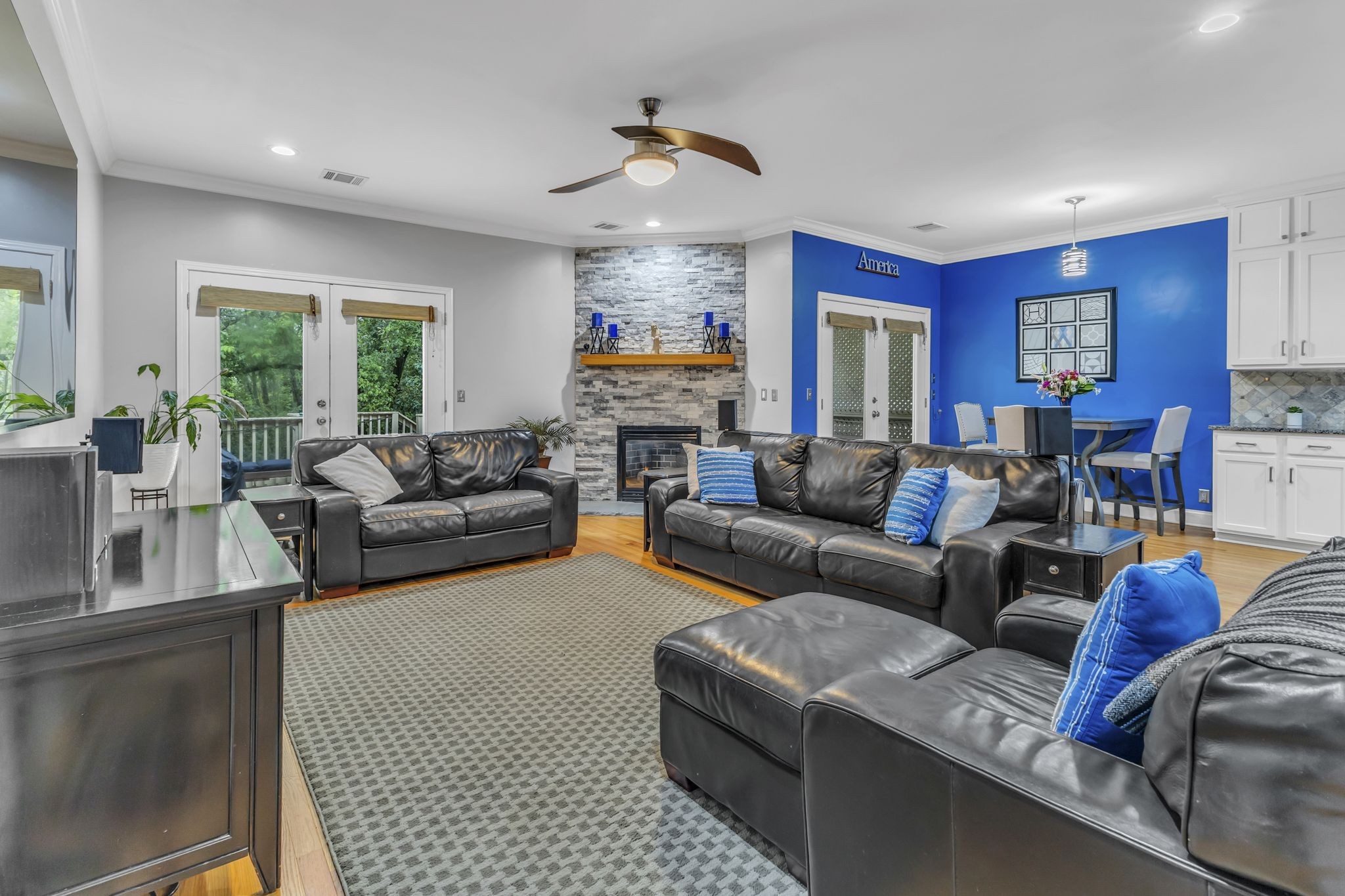 2052 Branch Oak Trl
