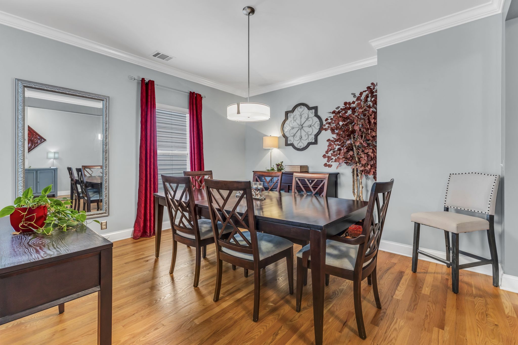 2052 Branch Oak Trl