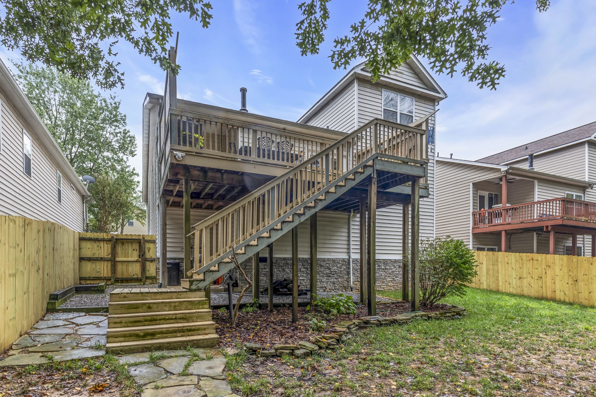 2052 Branch Oak Trl