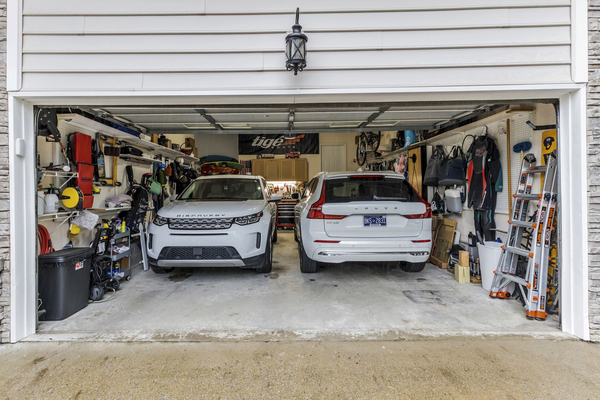 2052 Branch Oak Trl