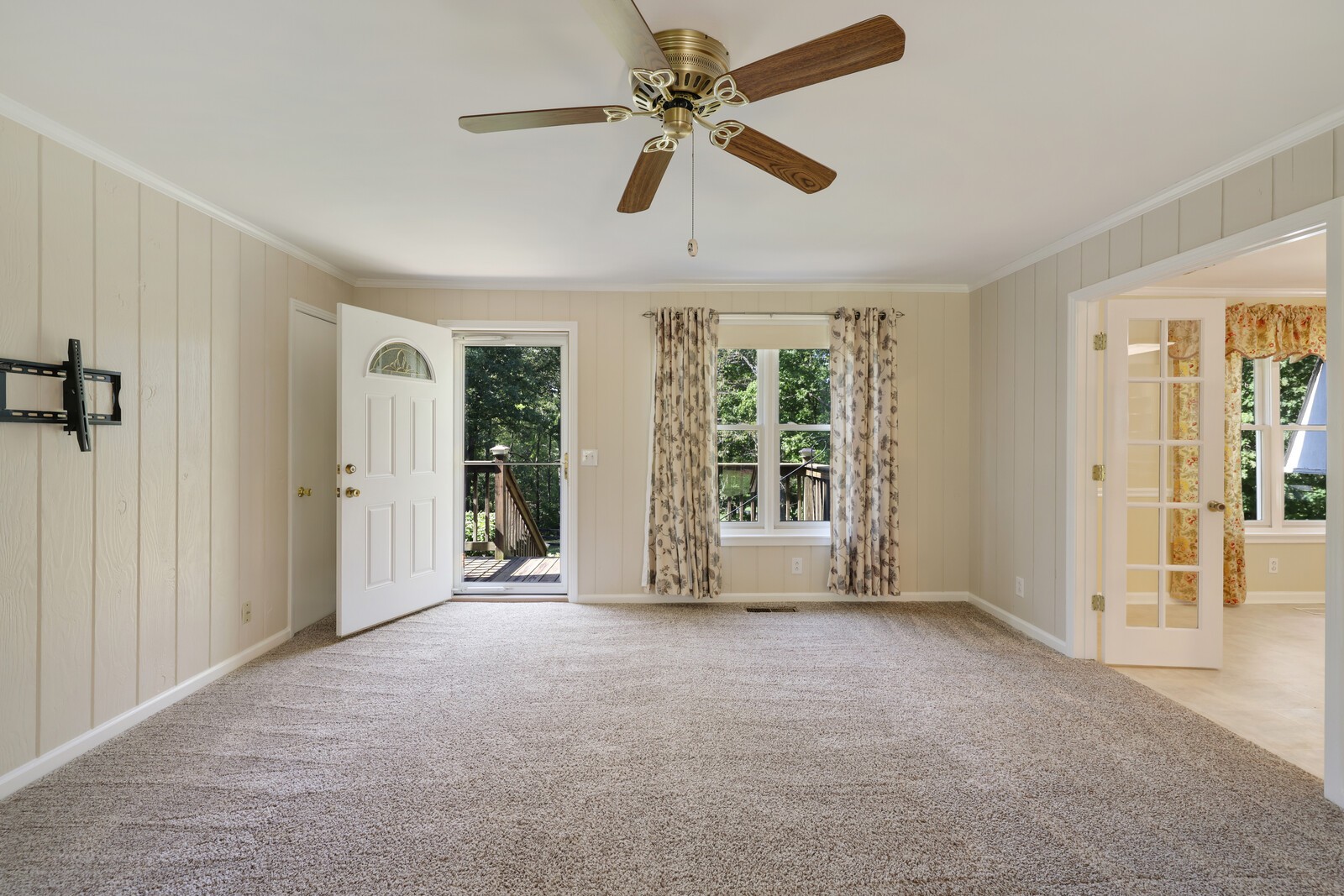 7201 Sleepy Hollow Rd