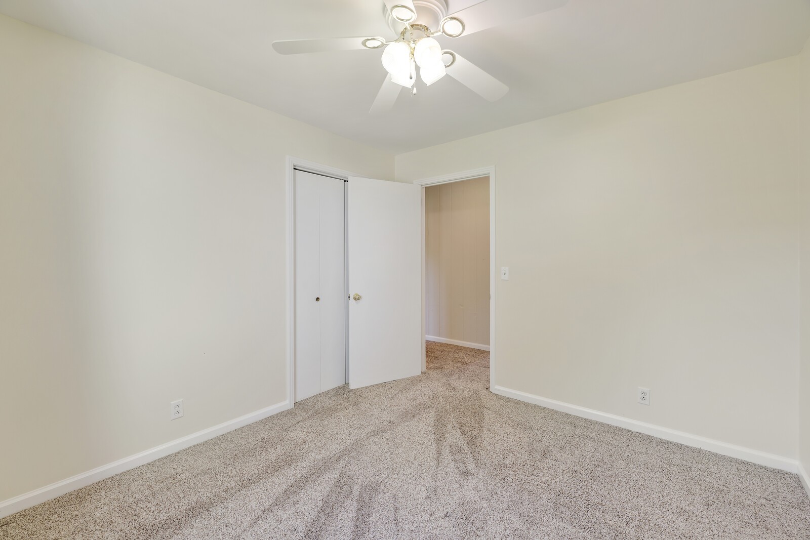 7201 Sleepy Hollow Rd