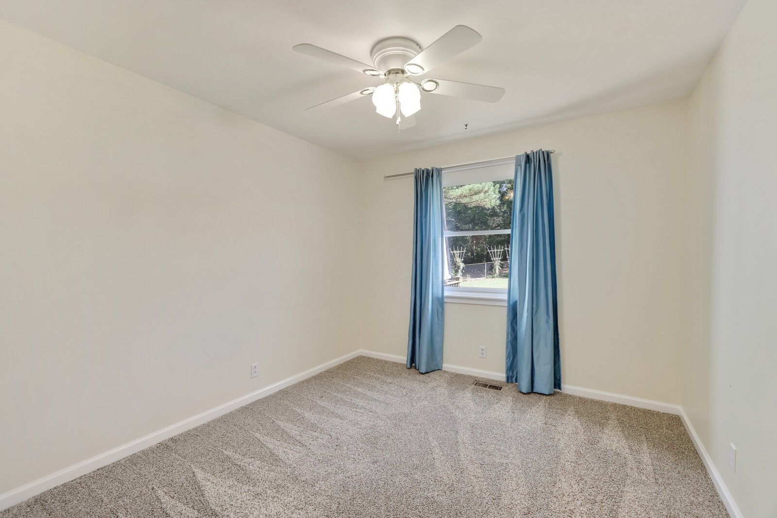 7201 Sleepy Hollow Rd