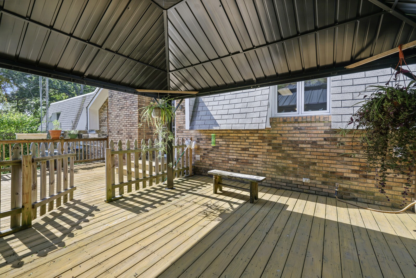 7201 Sleepy Hollow Rd