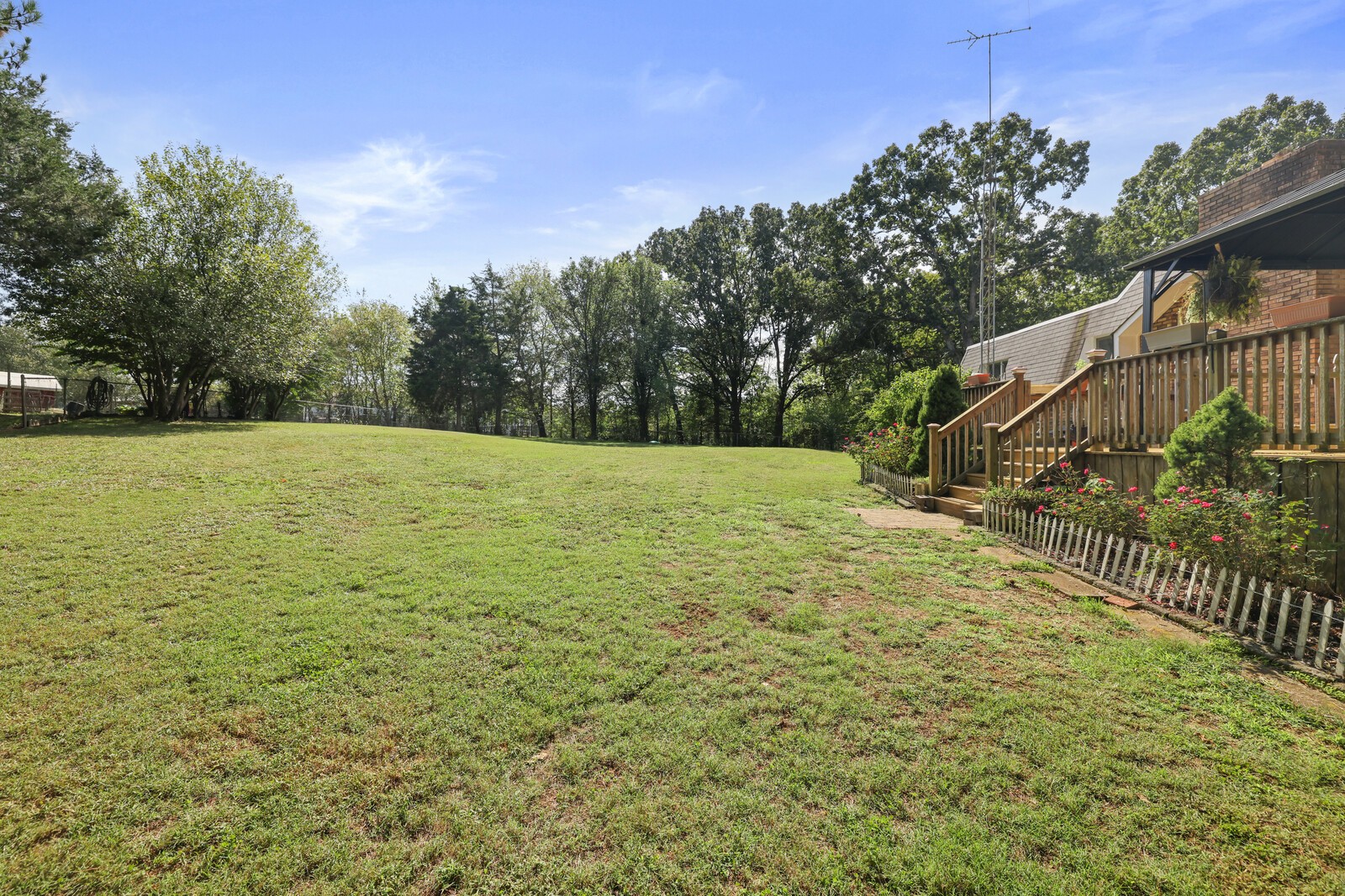 7201 Sleepy Hollow Rd