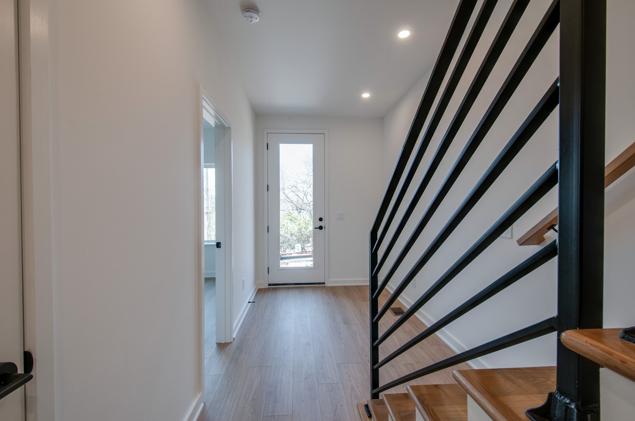 618 Annex Ave Unit: D