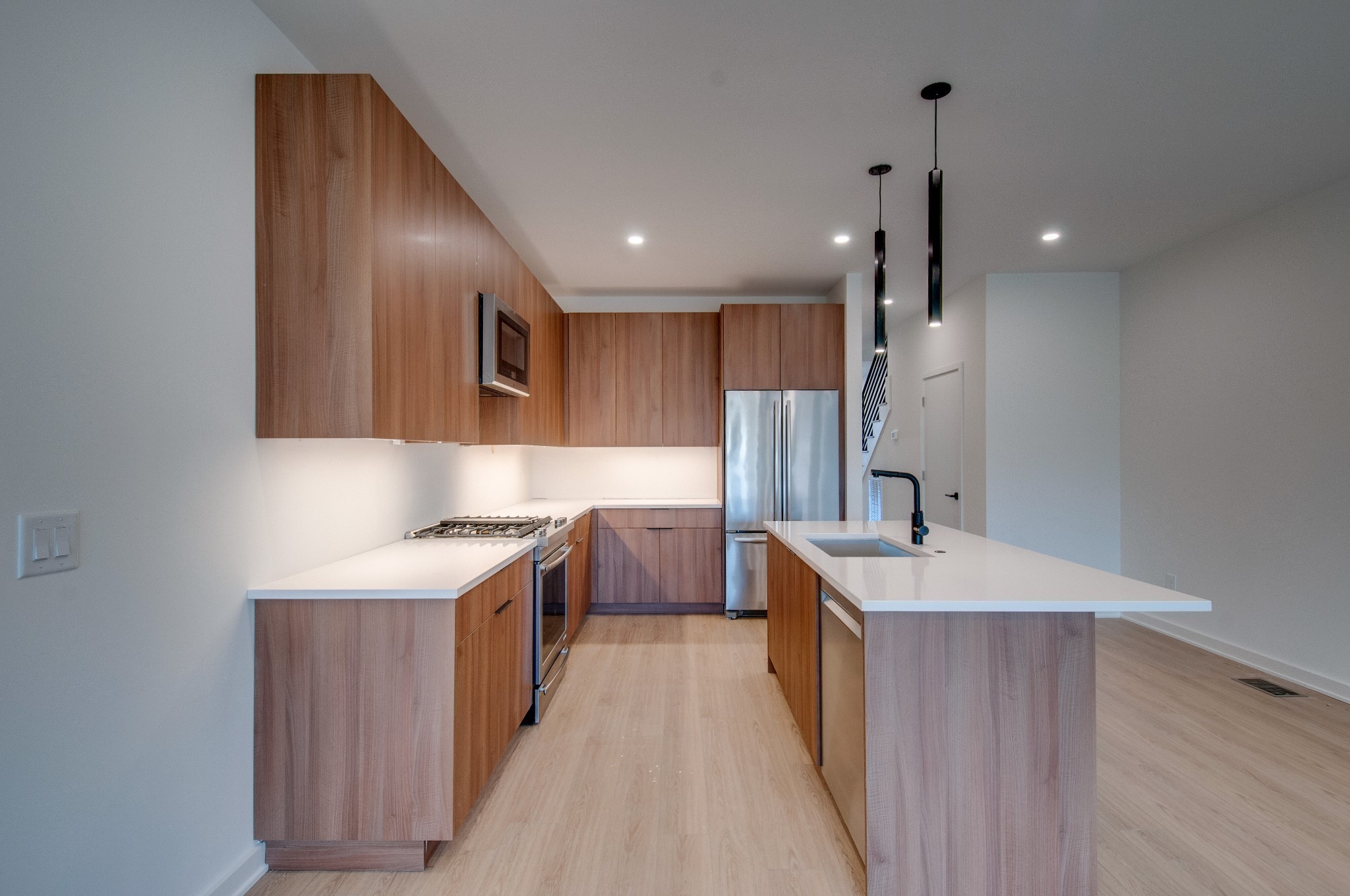618 Annex Ave Unit: D