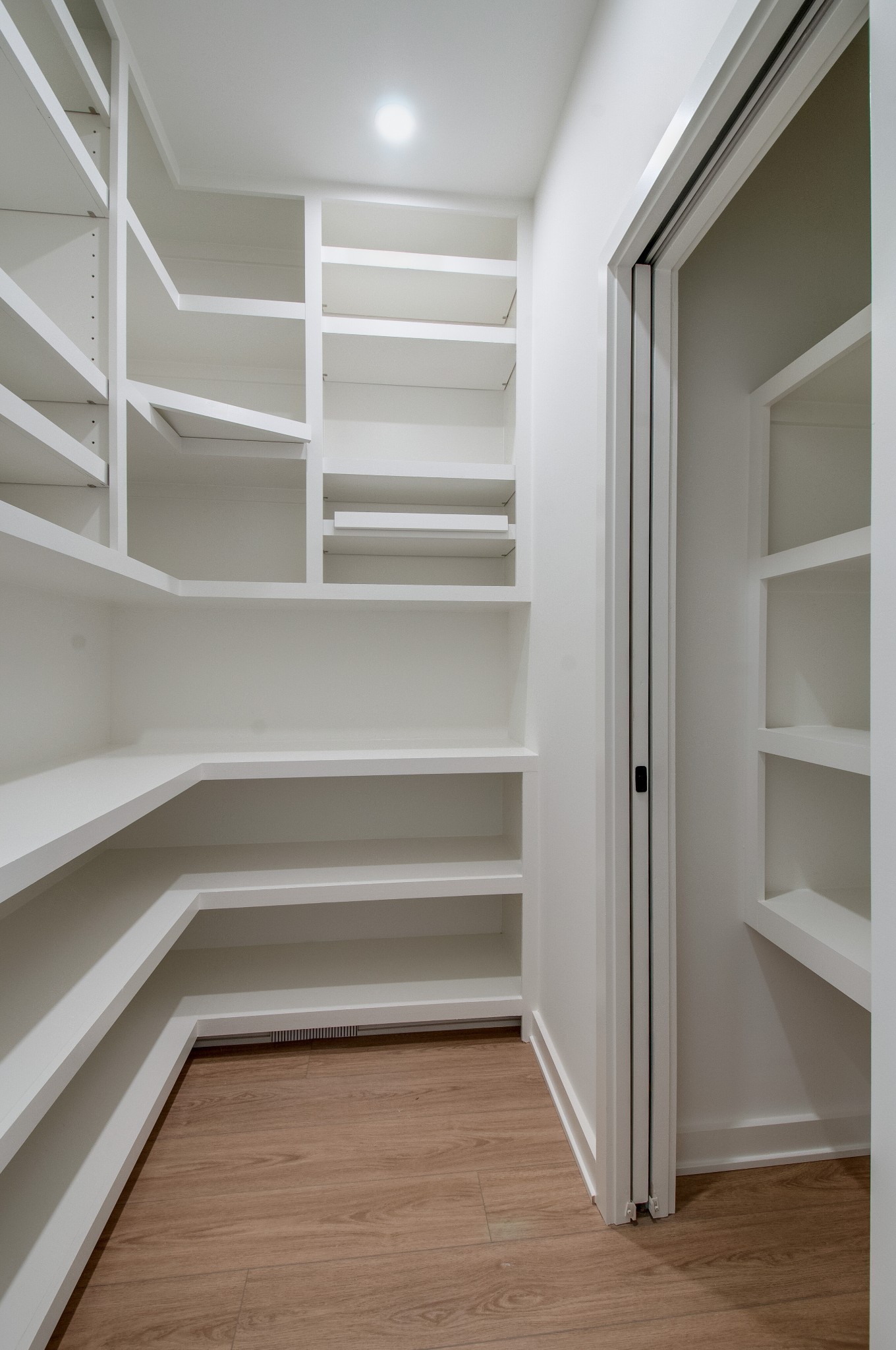 618 Annex Ave Unit: D