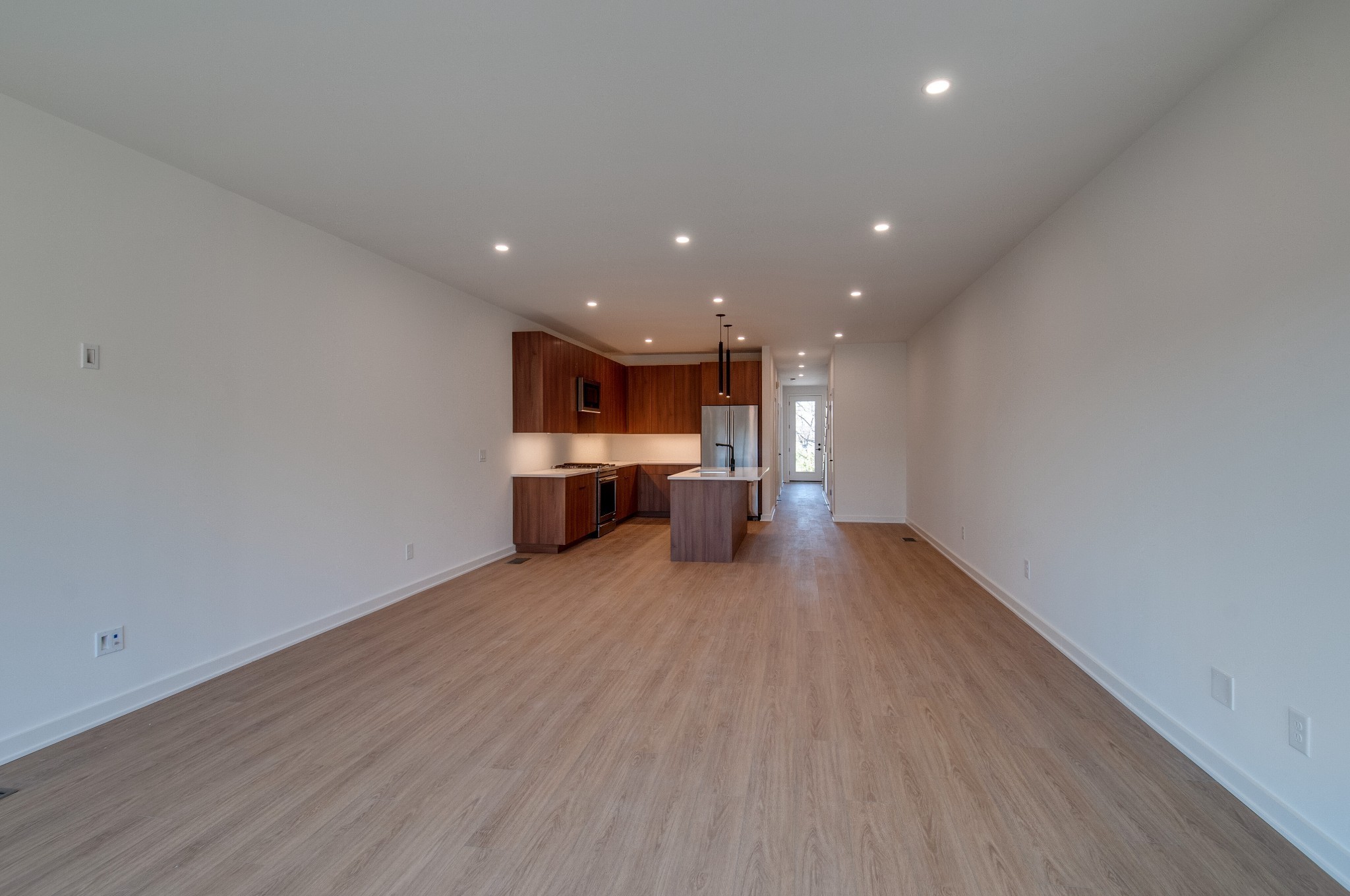 618 Annex Ave Unit: D