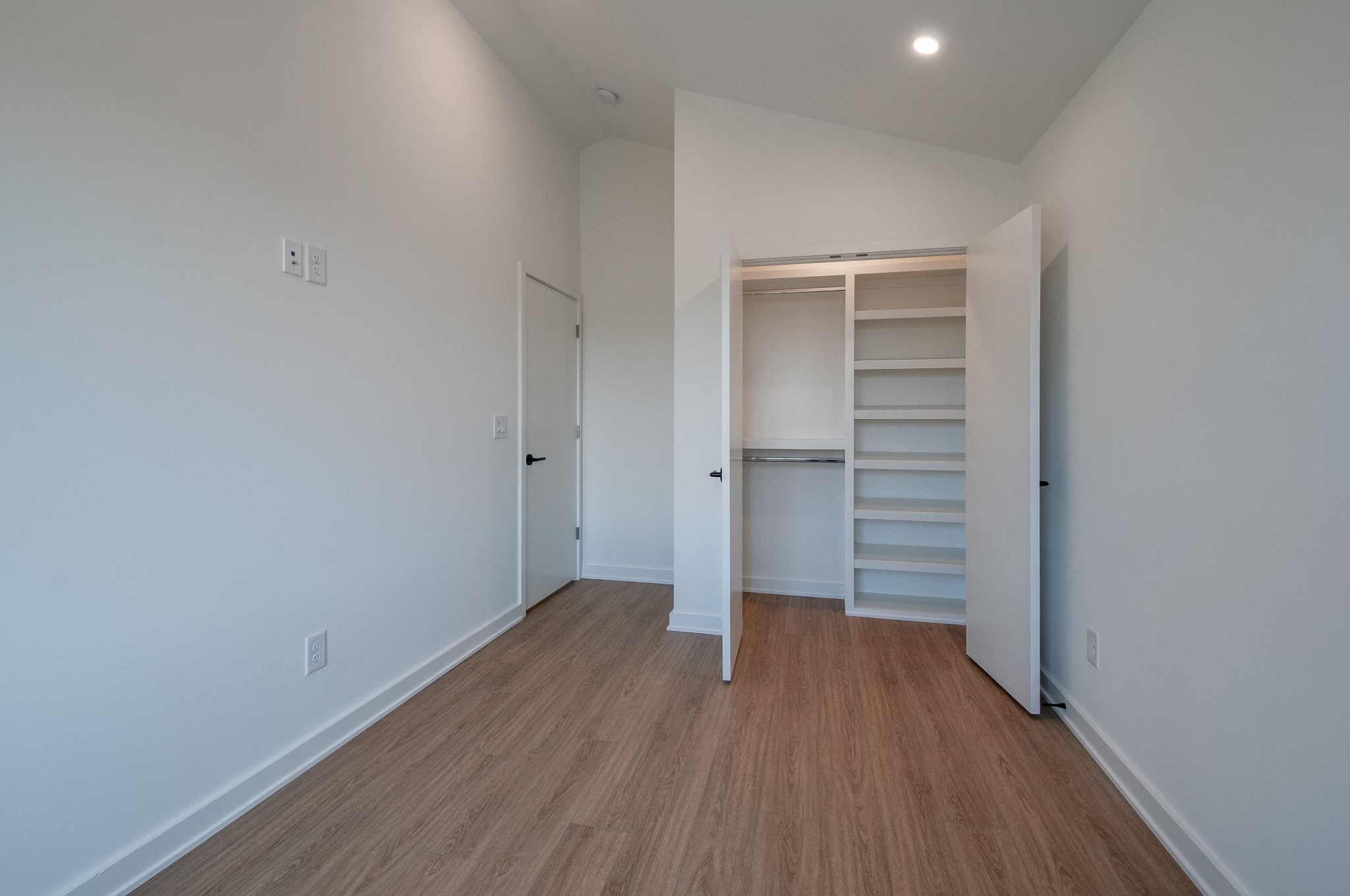 618 Annex Ave Unit: D