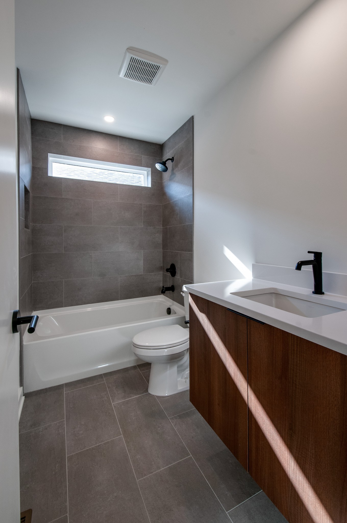 618 Annex Ave Unit: D