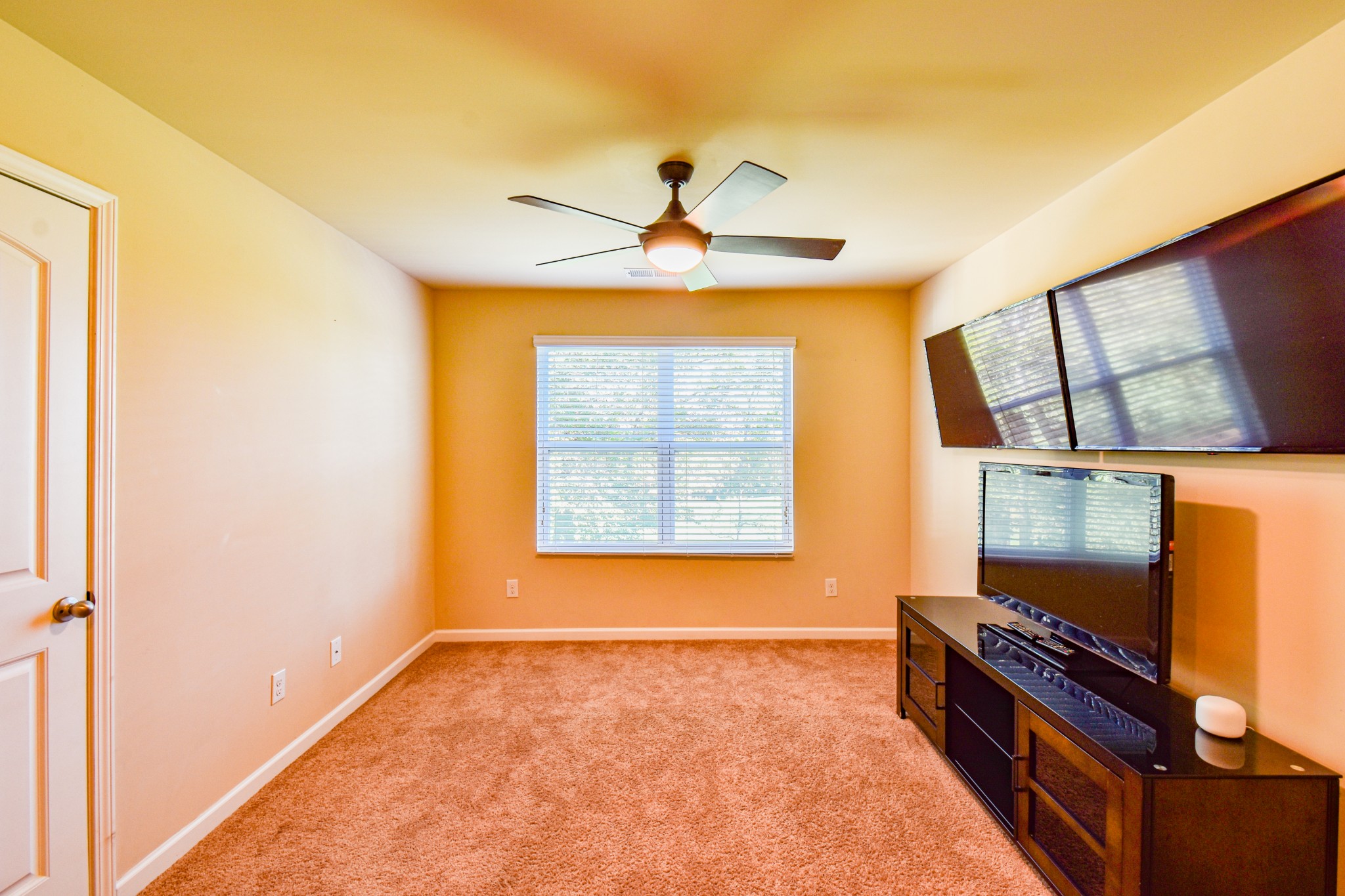 742 Prominence Rd