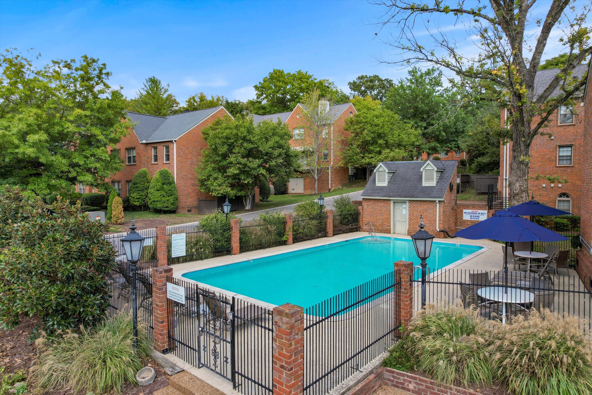244 Westchase Dr