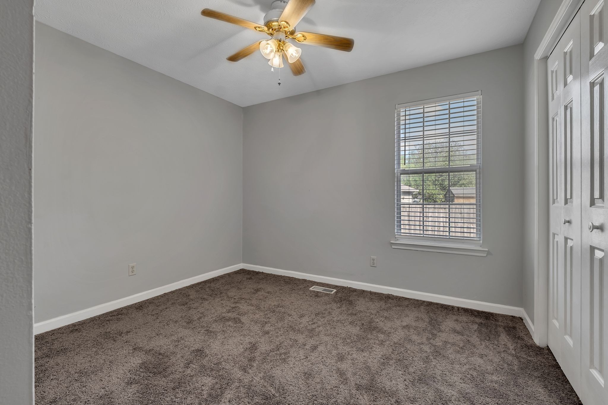 315 Cypress Glen Dr