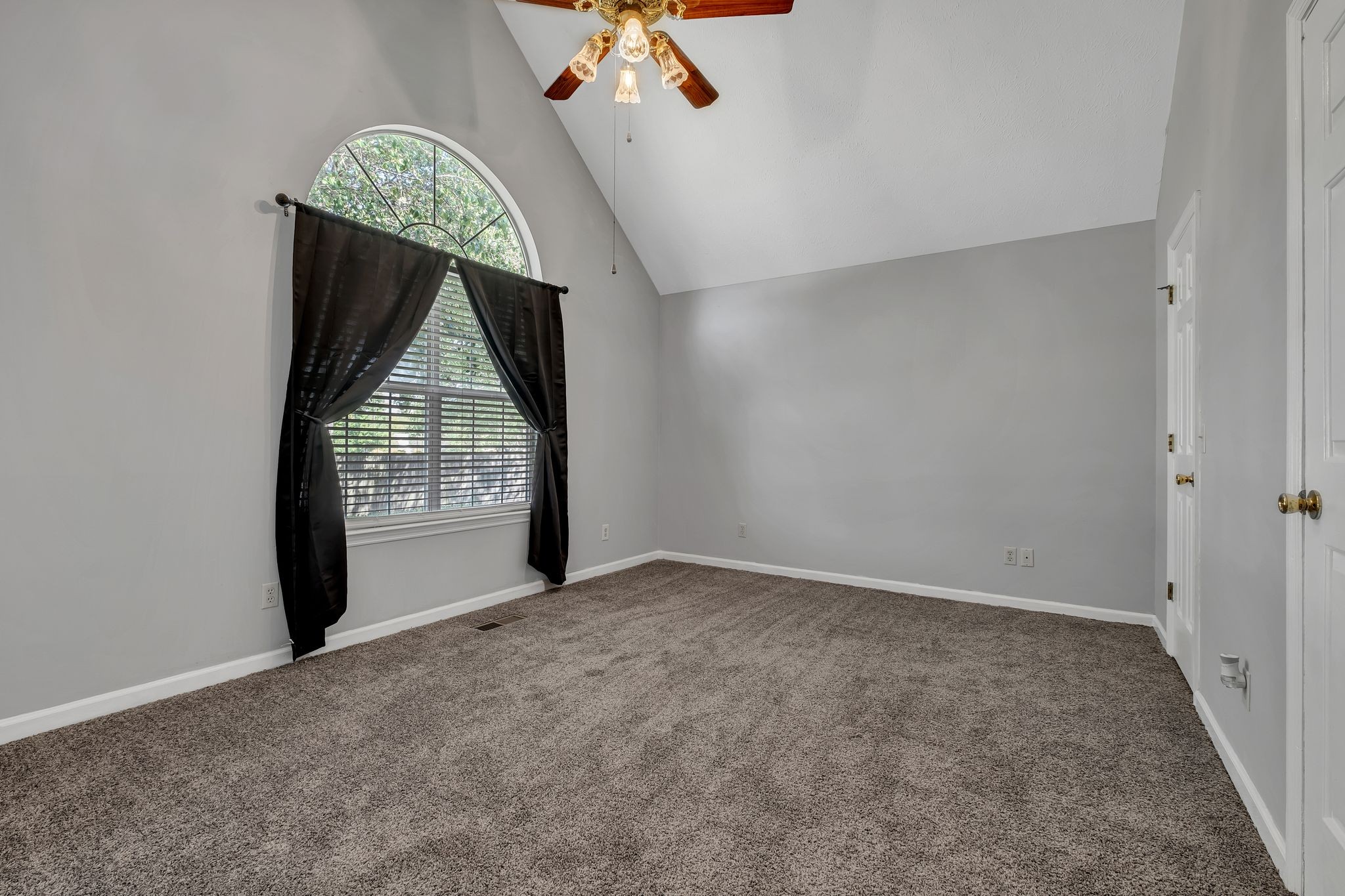 315 Cypress Glen Dr