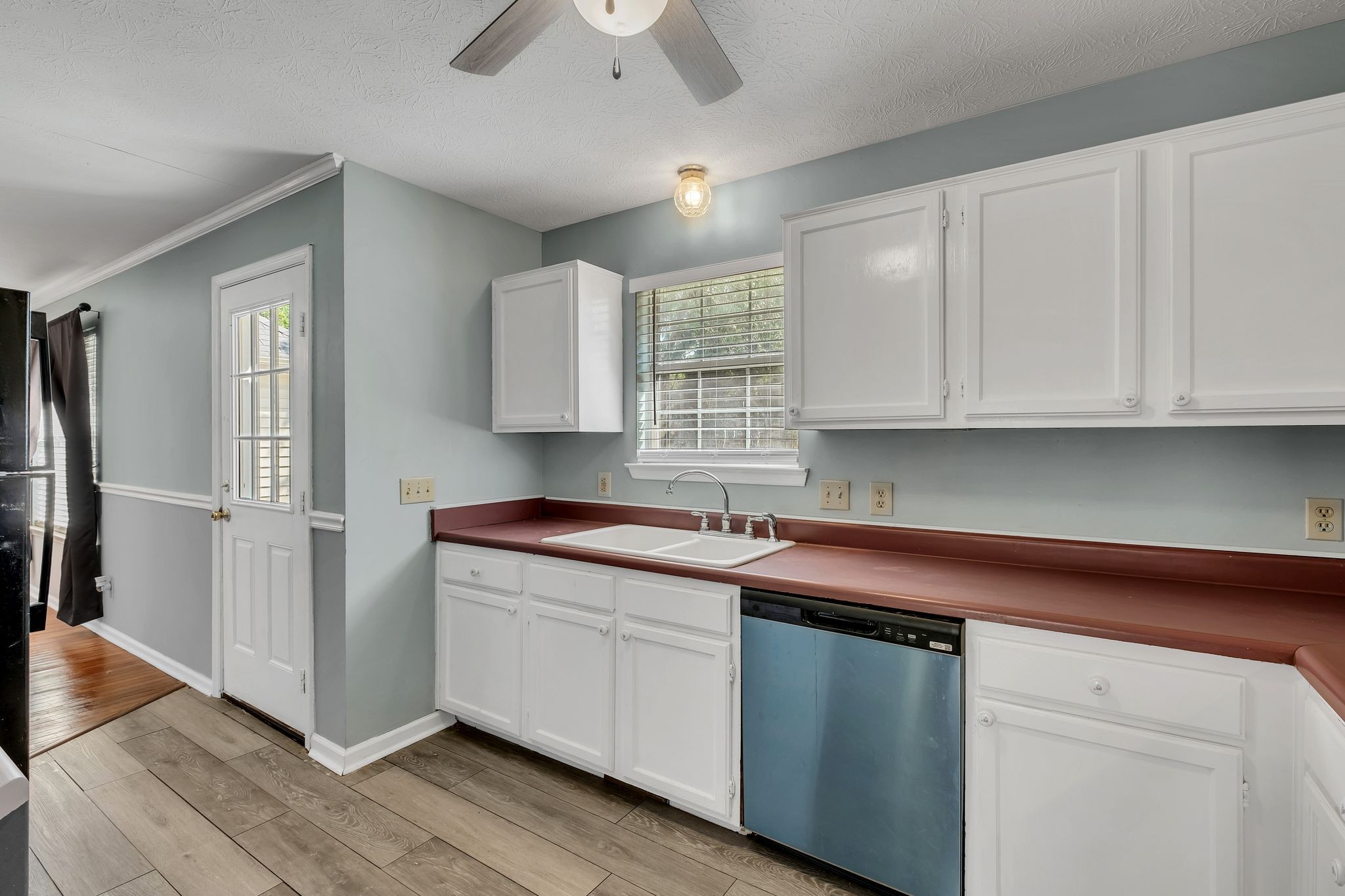 315 Cypress Glen Dr