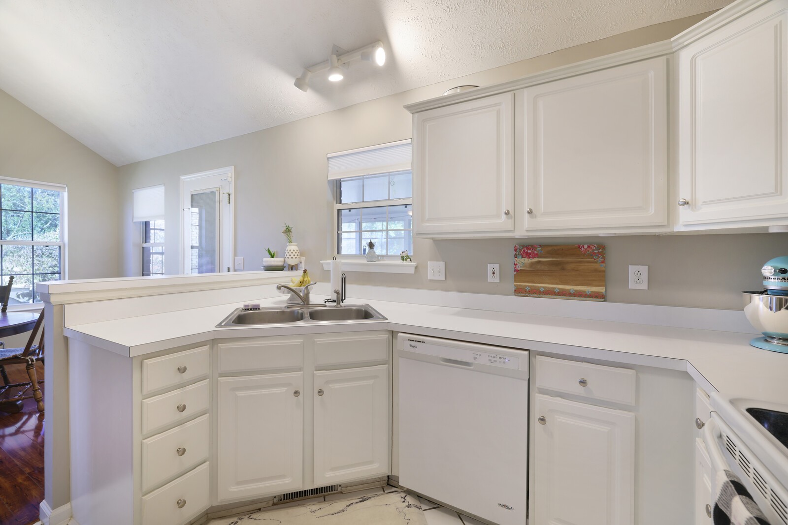 1135 Fitzpatrick Rd