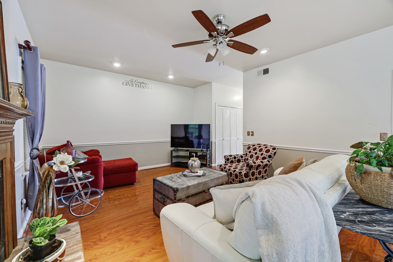1030 Hammack Ct