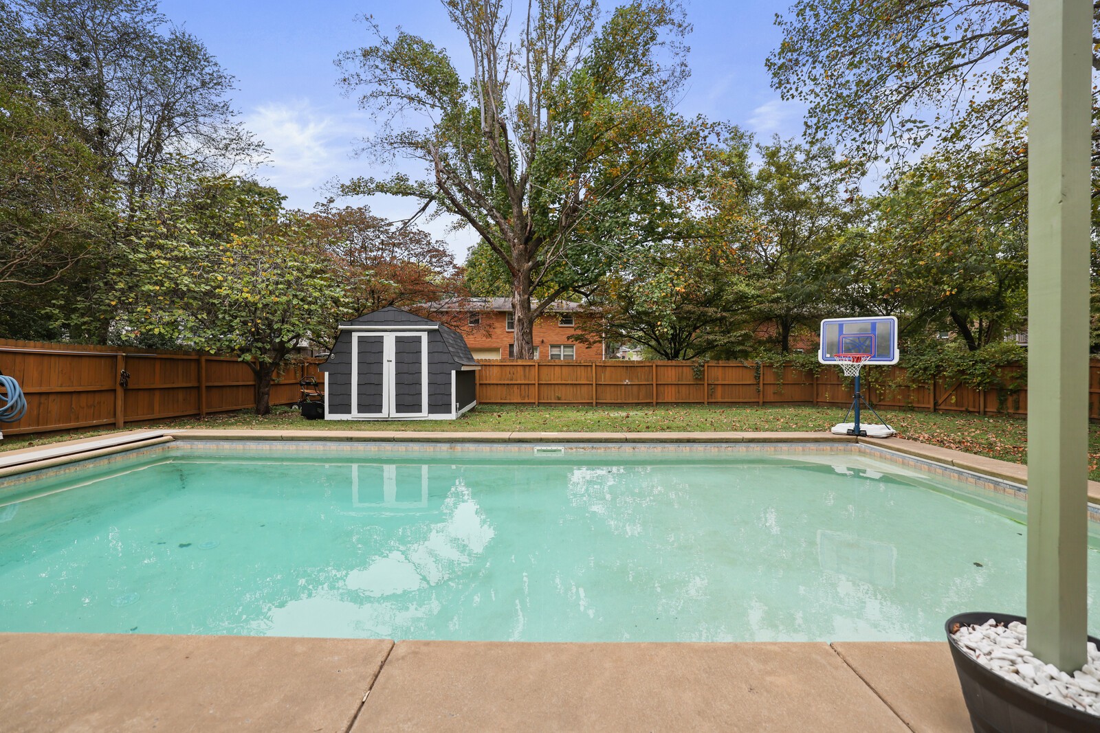 4267 Samoa Dr